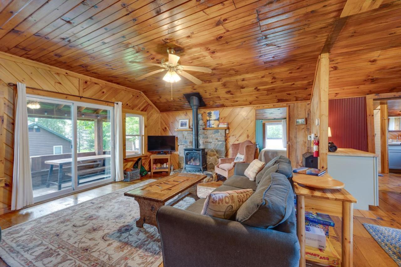 Rustic Cabin Retreat On Rangeley Lake! Eksteriør bilde