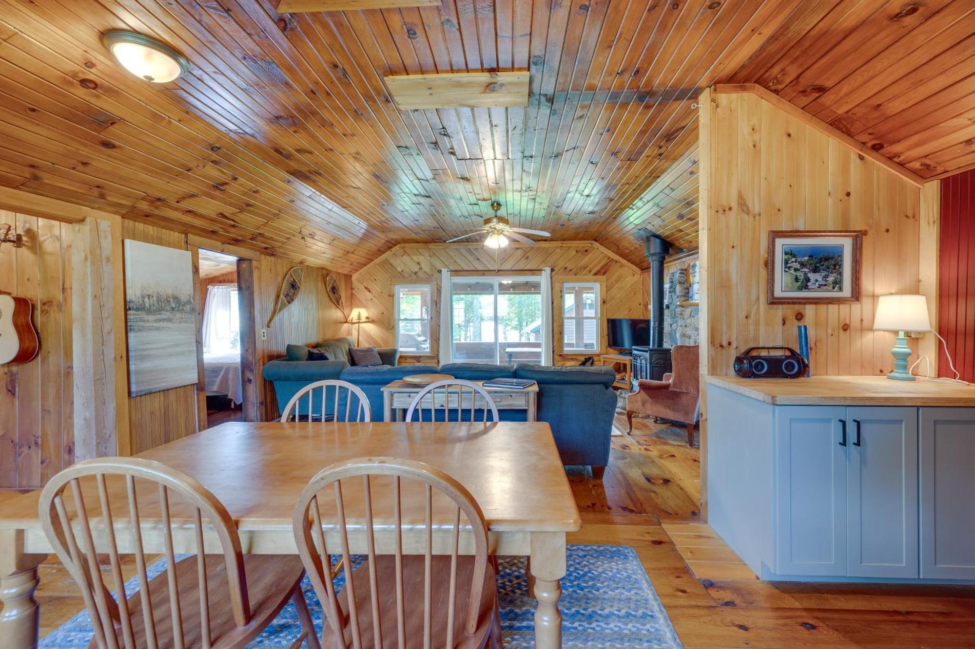 Rustic Cabin Retreat On Rangeley Lake! Eksteriør bilde